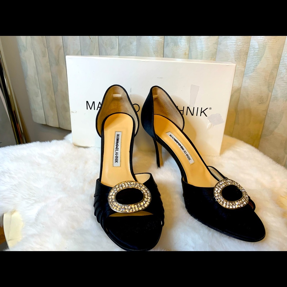Manolo Blanhnik Navy Pleated Satin Sedaraby D'orsay Size 37.5 Sandals